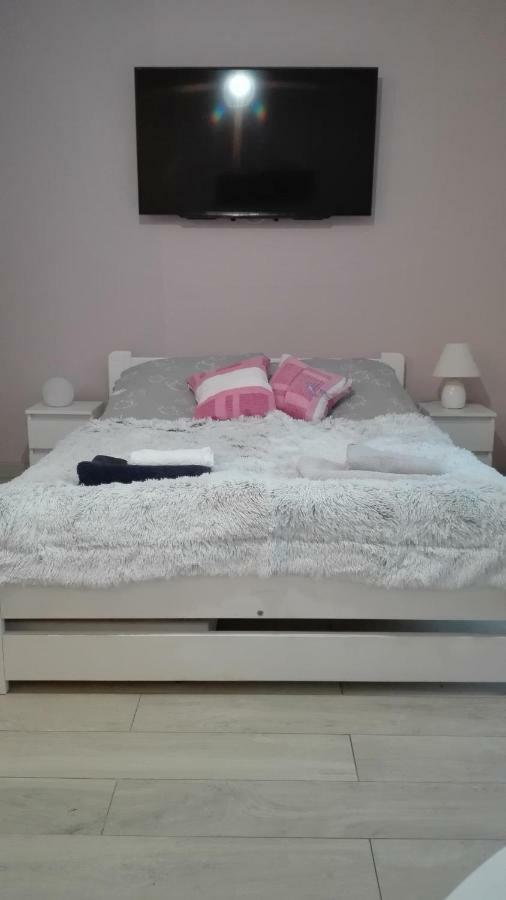 Apartment Lux Monika Z Tarasem I Garazem Rewal